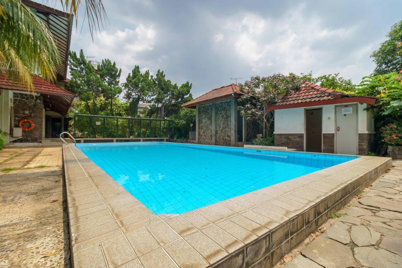 Reddoorz Plus Near Kemang Raya 자카르타 외부 사진