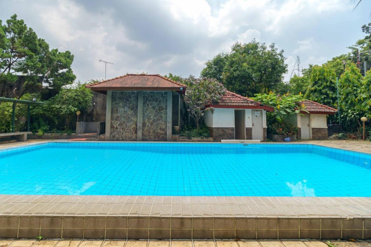 Reddoorz Plus Near Kemang Raya 자카르타 외부 사진